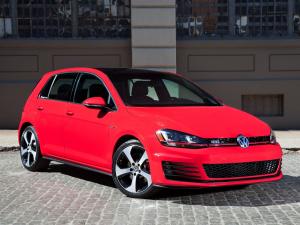 Volkswagen Golf GTi 5-Door 2015 года (US)